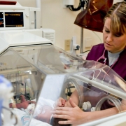 5 Reasons Why Neonatal Nurse Practitioners Love Working Locum Tenens